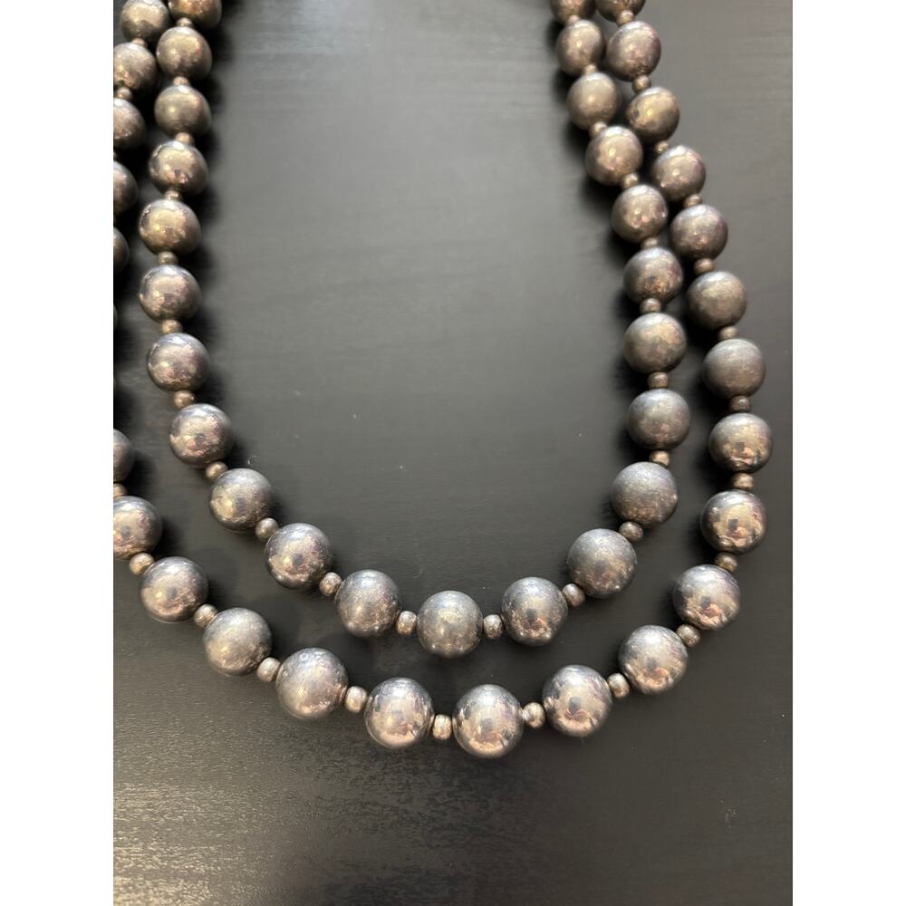 Vintage silver plated Necklace Large Beads Silver Tone Long - Picture 3 of 3